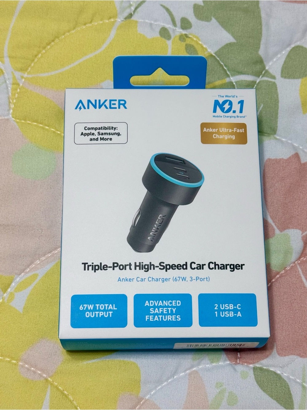 Anker Triple-Port Car Charger - Black with Blue Trim